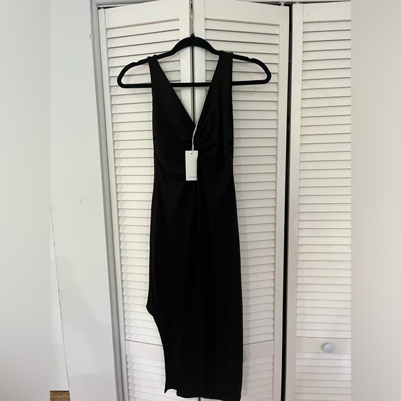NWT Anistar Black Dress size M - Picture 1 of 3